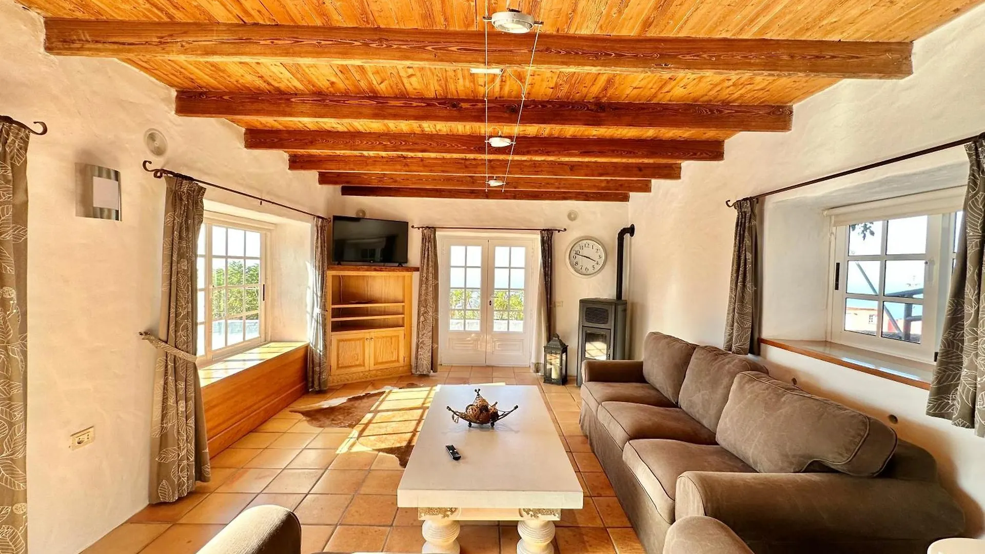 Finca Oscar Burchard Ля Оротава 0*,  Испания
